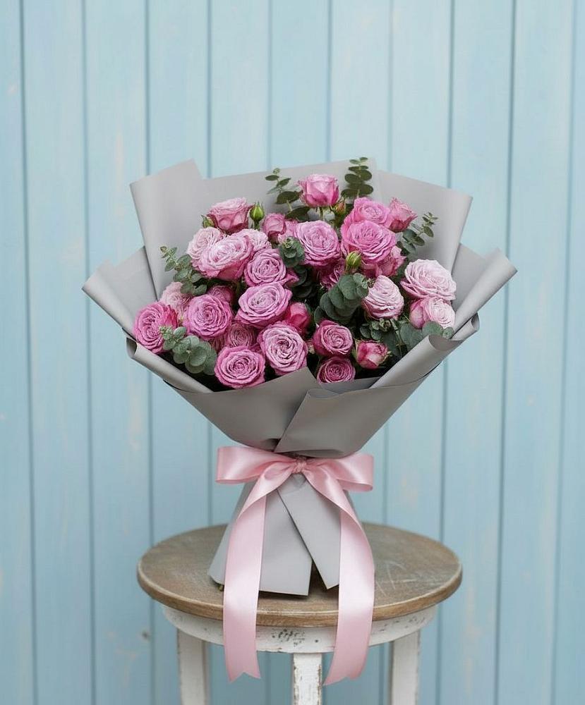 Композиция Яркий комплимент в Наурской Букет цветов из: Розы в Наурской