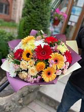 Букет цветов из:  Герберы, Ромашки, Хризантемы, Розы и Подсолнухи #REPLACE_PRED# Наурской