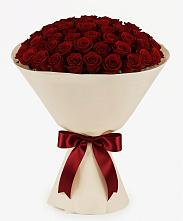 Букет 101 Бордовая роза Блэк Бакарра в Наурской