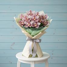 Букет 11 орхидей в Наурской Букет цветов из:  Орхидеи и Розы в Наурской