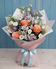 Букет Утренняя свежесть в Наурской Букет цветов из:  Лизиантусы, Розы, Альстромерии и Гипсофила в Наурской