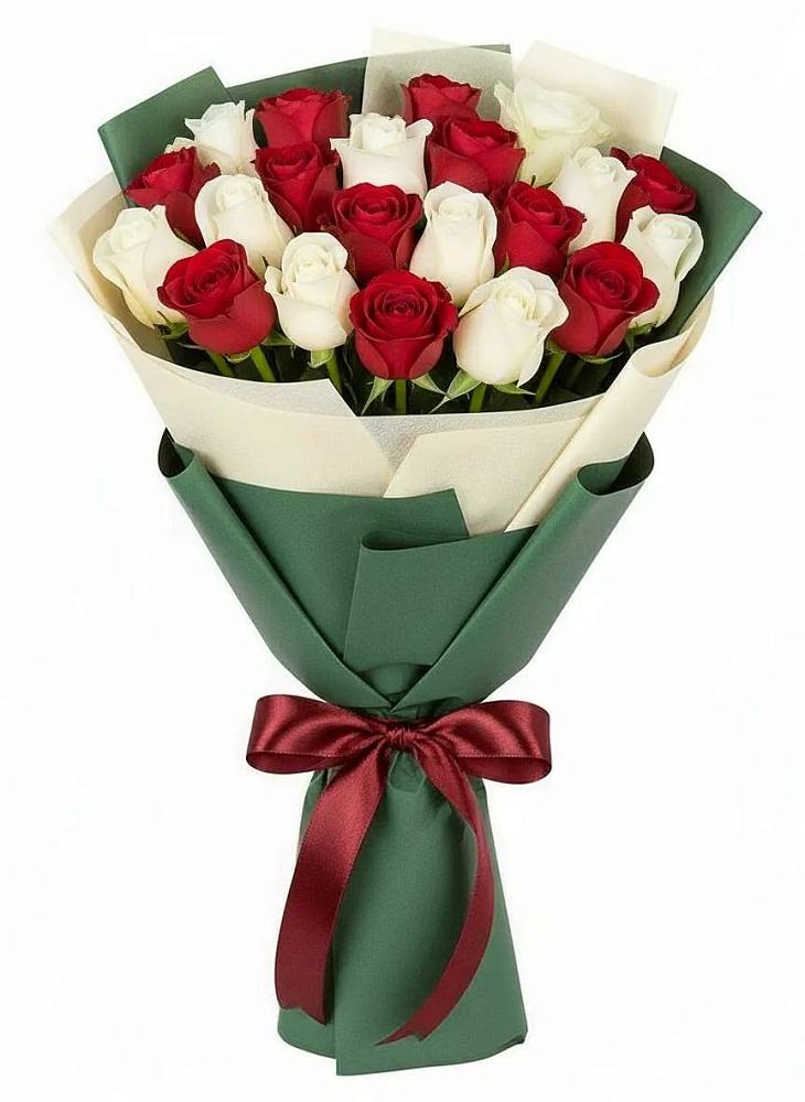 Микс из красных и белых роз в Наурской Букет Микс из красных и белых роз в Наурской