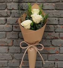 Букет из 3 роз в Наурской Букет цветов из:  Розы в Наурской