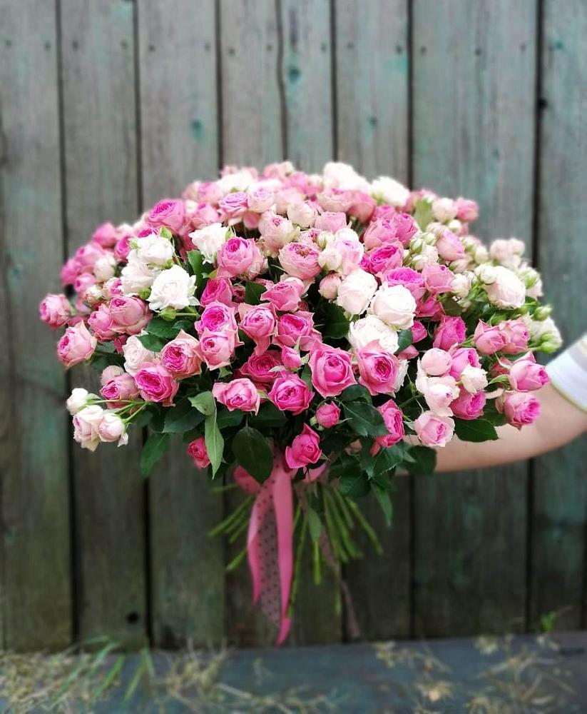 Букет Розовые кустовые розы Натали и Лав Лидия в Наурской