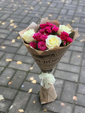 Букет цветов из: Розы в Наурской