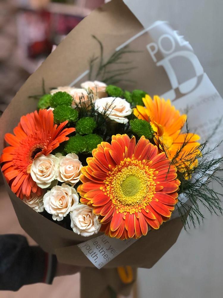 Букет желтый закат в Наурской Букет цветов из: Герберы, Хризантемы и Розы в Наурской