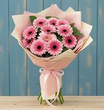 Букет пурпурно-розовый в Наурской Букет цветов из:  Герберы в Наурской