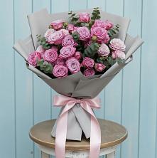Композиция Яркий комплимент в Наурской Букет цветов из:  Розы в Наурской